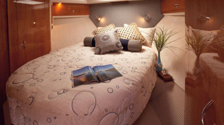 Splendor Master Double Bed Cabin