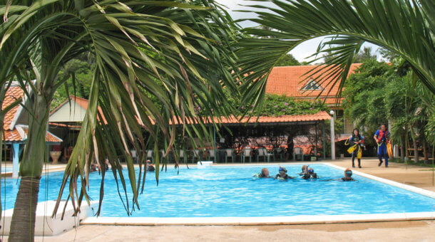 Diving in Phuket for Beginners - Training Pool