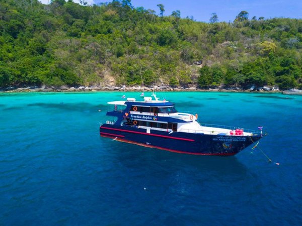 Freedom Dolphin at Racha Noi Island
