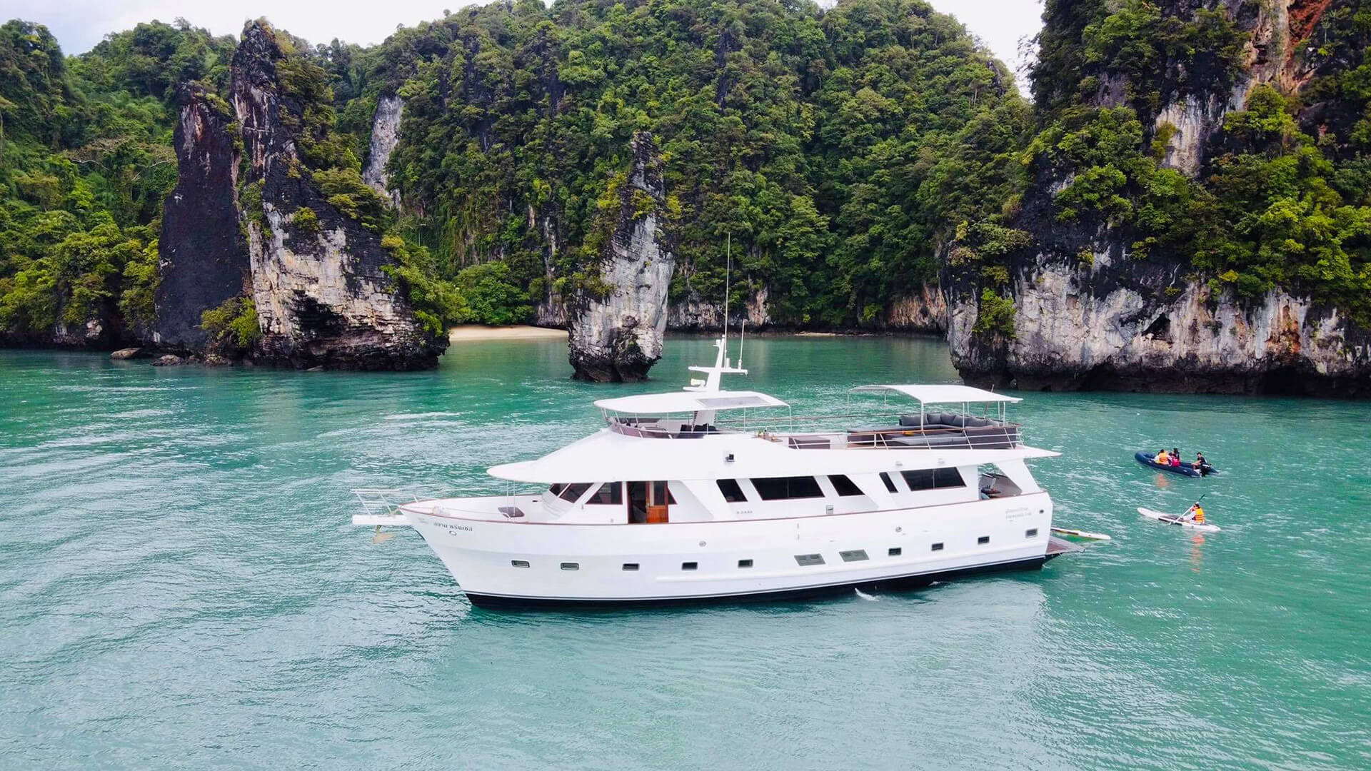 yacht charter in phuket