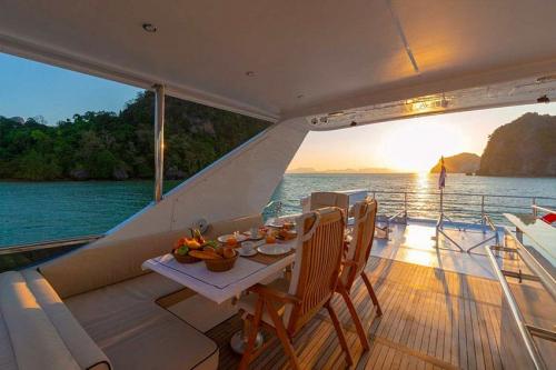 Ajao Top Deck Yacht Charter Chuket