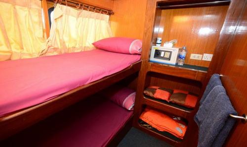 Andaman Tritan - Standard Cabin (Upper Deck)