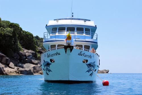 Bavaria Liveaboard - Similan Islands