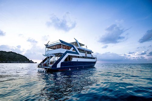 Blue Dolphin - Liveaboard Similan