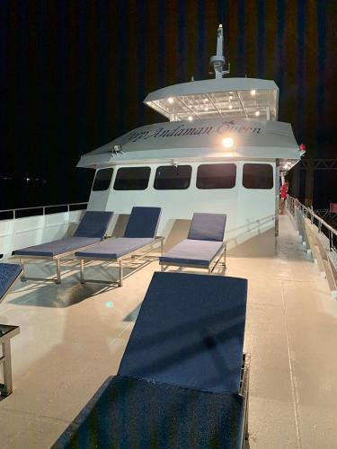 Deep Andaman Queen - Sun Deck