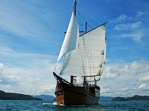 Diva Andaman Liveaboard