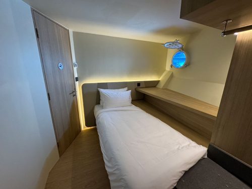Dive Race Lower Single Cabin