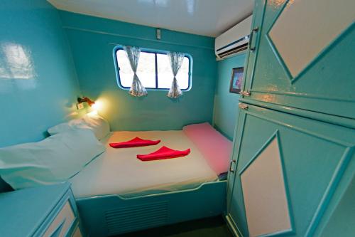 Double Bed Cabin - Main Deck