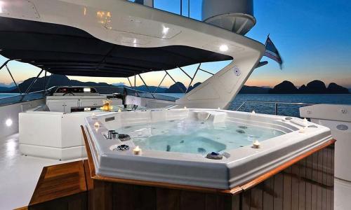 Falcon Superyacht Charter Phuket Top Deck Jacuzzi