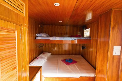 Deluxe Double/Twin Cabin - Main Deck