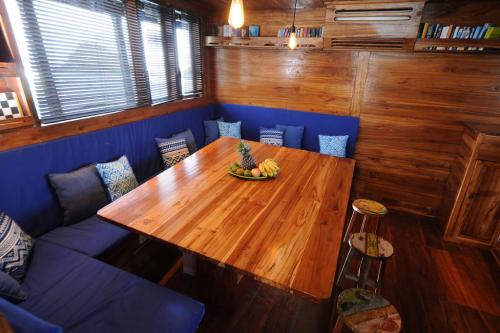 Moana - Indoor Lounge