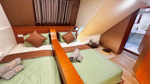 Raga - Deluxe Twin-Double Bed Main Deck