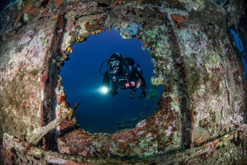 Wreck Diving