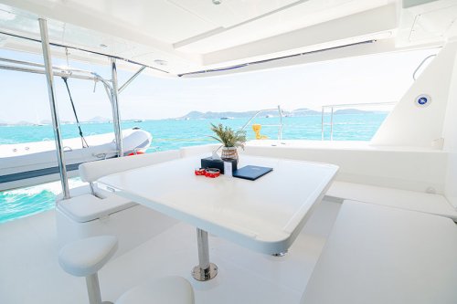 Sail La Vie - Main Deck Seating