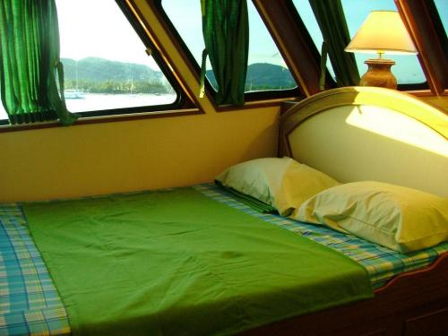 Double Bed Cabin